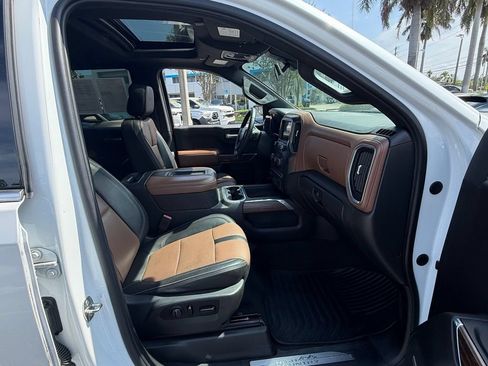 Used 2019 Chevrolet Silverado 1500 High Country RWD image 18