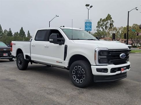 New 2026 Ford F250 Platinum image 9
