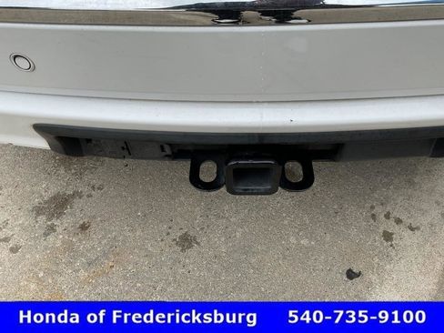 Used 2019 Jeep Grand Cherokee Overland AWD/4WD image 15