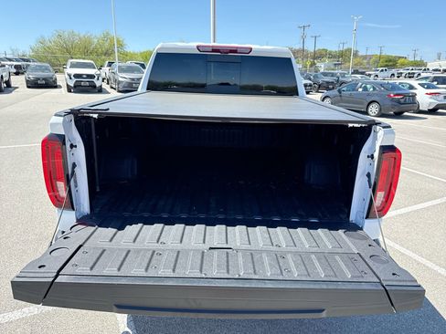 Used 2025 GMC Sierra 1500 AT4X image 20