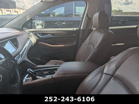 Used 2018 Buick Enclave Avenir w/ Avenir Technology Package FWD image 11