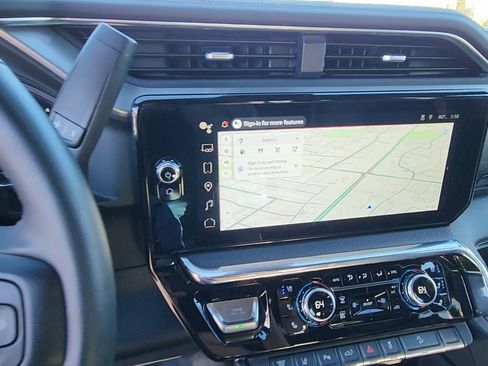 Used 2024 GMC Sierra 2500 Denali w/ Denali Reserve Package image 35