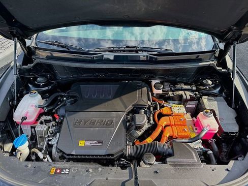 Used 2023 Kia Niro EX Touring image 34