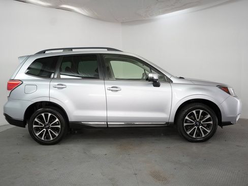 Used 2018 Subaru Forester 2.0XT Touring AWD/4WD image 5