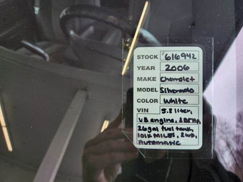 Used 2006 Chevrolet Silverado 1500 LT w/ Onstar Plus Package image 23