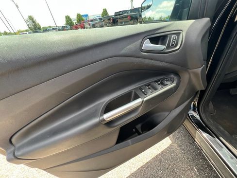 Used 2018 Ford Escape SEL AWD/4WD image 17
