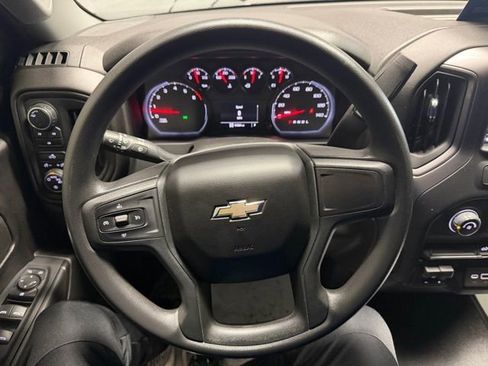 Used 2022 Chevrolet Silverado 2500 Custom w/ Custom Convenience Package image 27