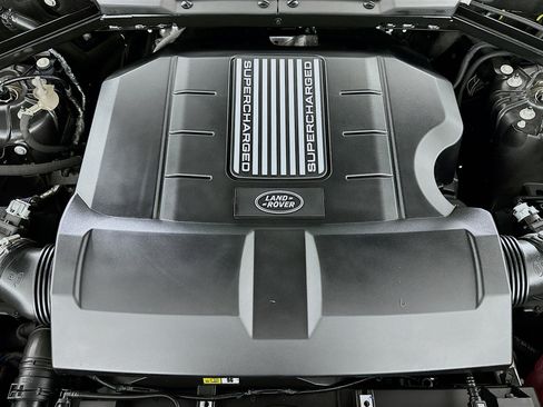 Used 2024 Land Rover Defender 110 Carpathian Edition image 31