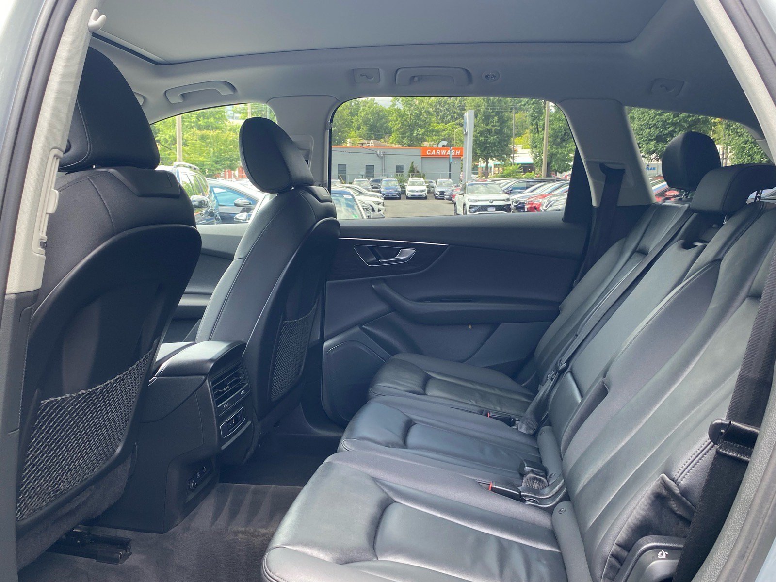 Used 2023 Audi Q7 2.0T Premium w/ Convenience Package AWD/4WD image 19