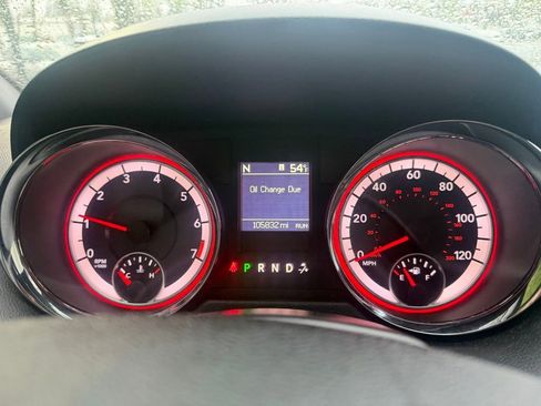 Used 2018 Dodge Grand Caravan GT image 18