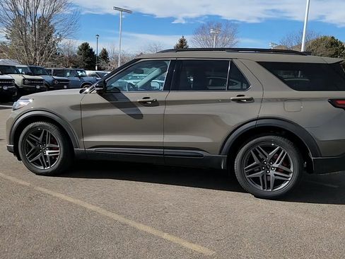 New 2026 Ford Explorer ST w/ Sun And Sound Package image 17