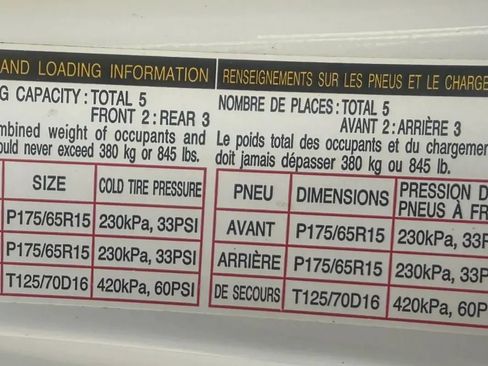 Used 2012 Toyota Yaris LE FWD image 28