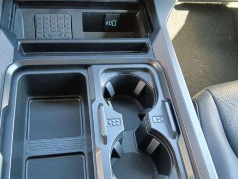 New 2026 Ford F350 Lariat image 24