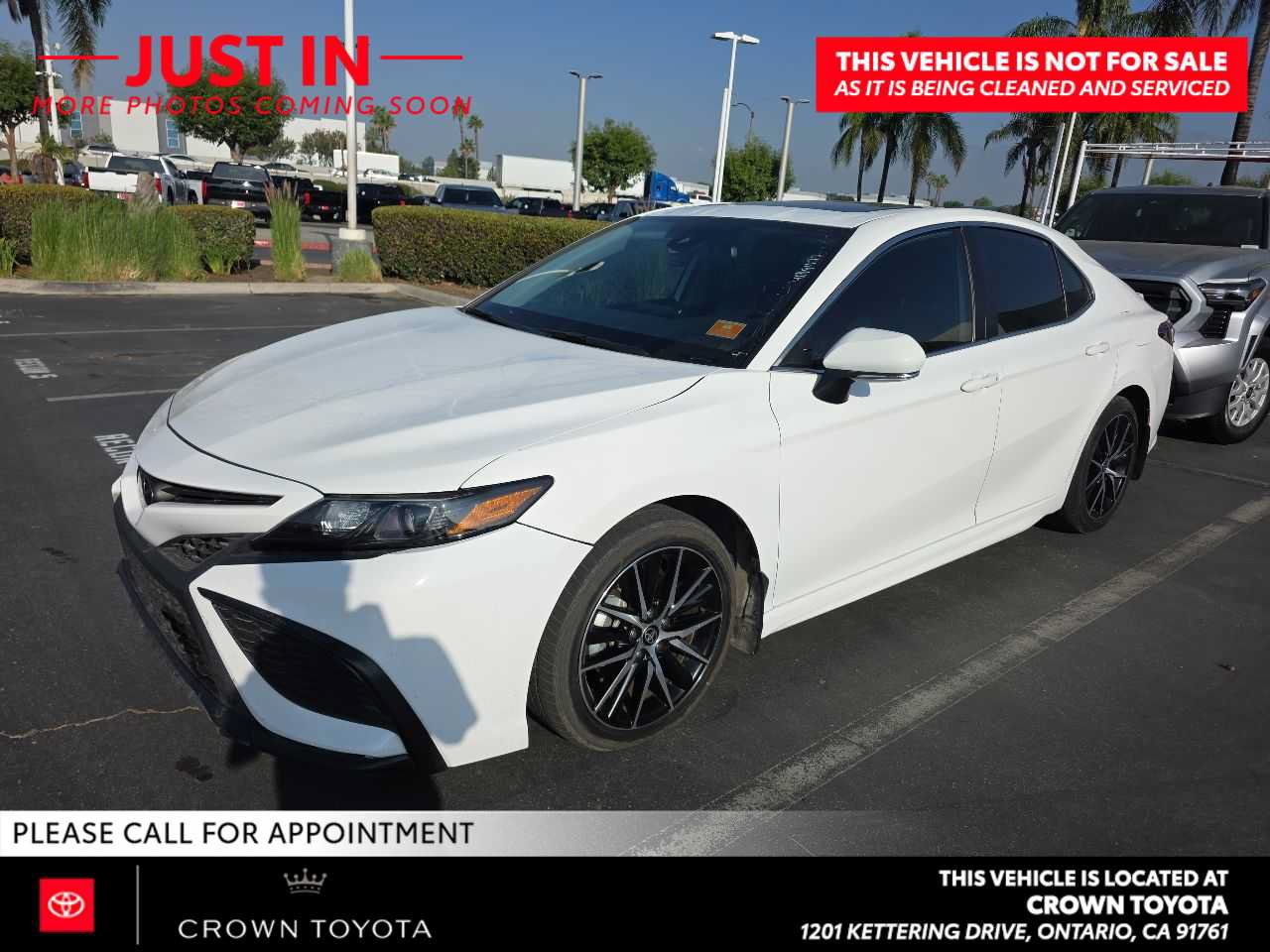 Used 2024 Toyota Camry SE w/ Audio Upgrade Package FWD image 1