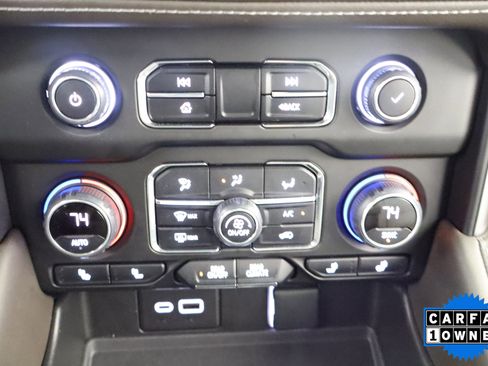Used 2023 Chevrolet Tahoe Z71 w/ Luxury Package AWD/4WD image 27