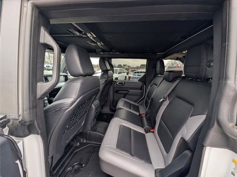 Used 2023 Ford Bronco Big Bend image 13