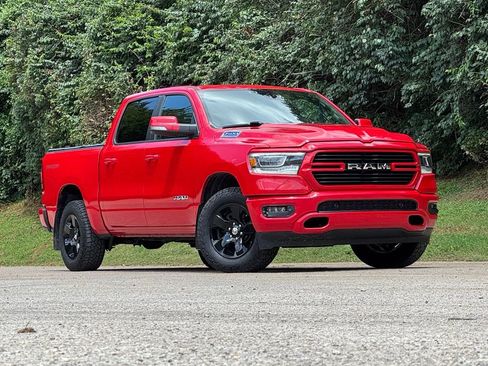 Used 2021 RAM 1500 Big Horn AWD/4WD image 2