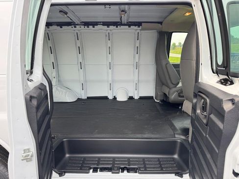 New 2026 GMC Savana 2500 w/ Communications Package RWD image 7