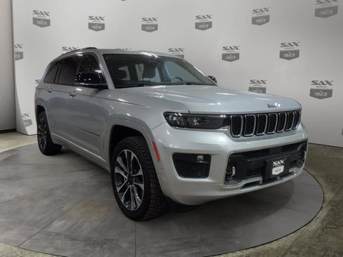 Used 2022 Jeep Grand Cherokee L Overland w/ Luxury Tech Group IV AWD/4WD image 1