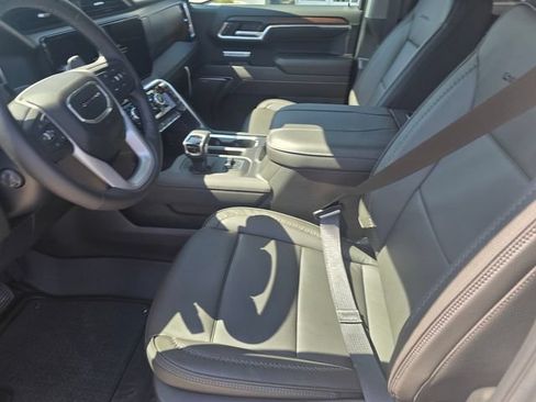 New 2026 GMC Sierra 1500 Denali AWD/4WD image 17