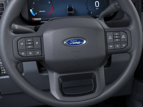 New 2026 Ford F250 XLT w/ XLT Premium Package AWD/4WD image 14