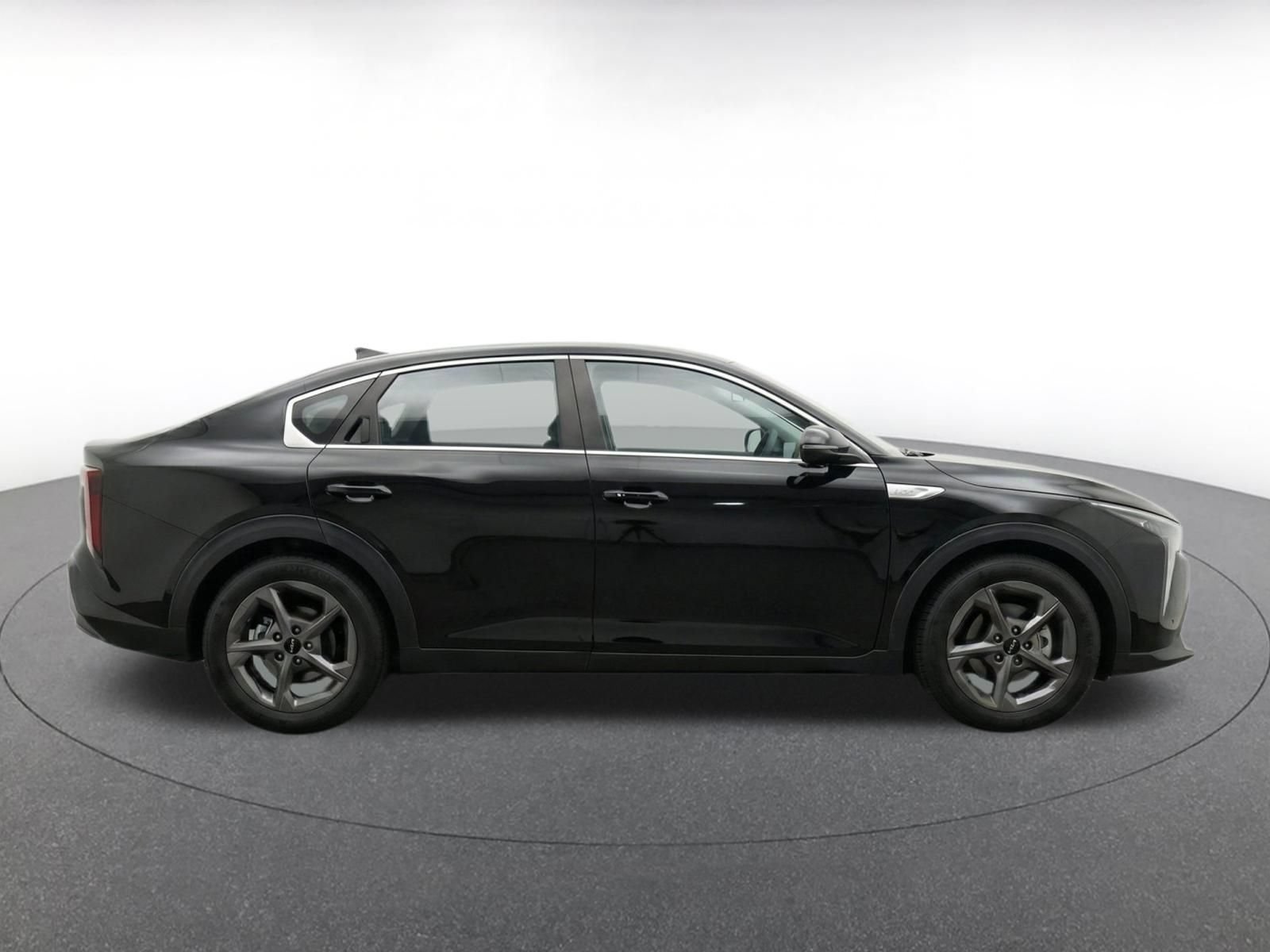 Used 2026 Kia K4 FWD image 9