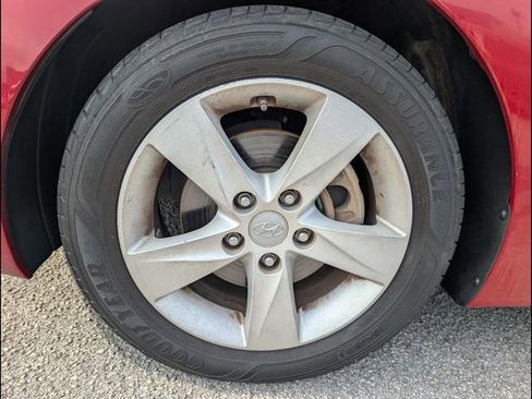 Used 2012 Hyundai Elantra GLS w/ Preferred Pkg 3 FWD image 20