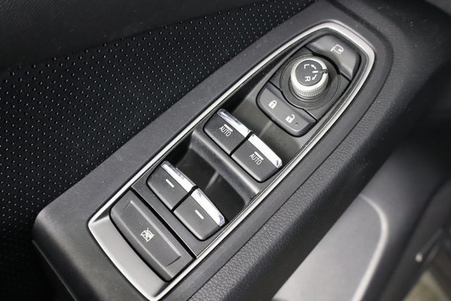 Used 2023 Subaru Ascent Limited w/ Technology Package AWD/4WD image 19