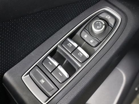 Used 2023 Subaru Ascent Limited w/ Technology Package AWD/4WD image 19