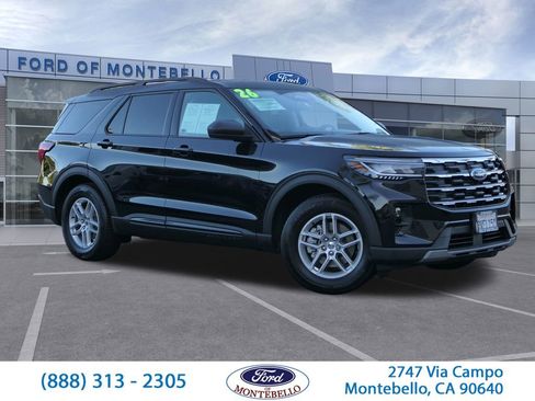 Used 2026 Ford Explorer Active w/ Active Comfort Package image 1