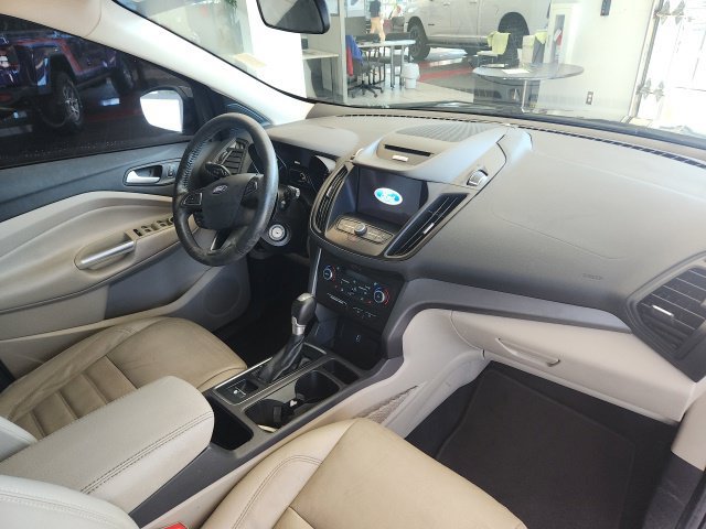 Used 2017 Ford Escape SE w/ SE Leather Comfort Package FWD image 14