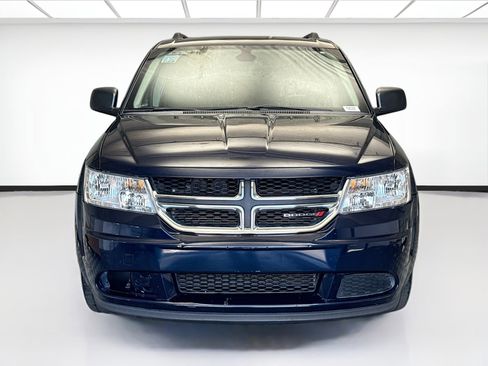 Used 2018 Dodge Journey SE w/ Connectivity Group image 2
