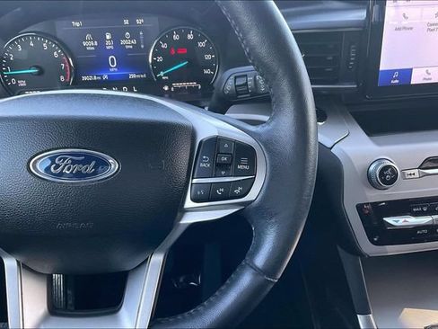 Certified 2023 Ford Explorer XLT w/ Equipment Group 202A RWD image 19