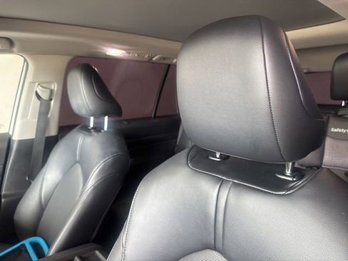 Certified 2024 Toyota Grand Highlander AWD image 13