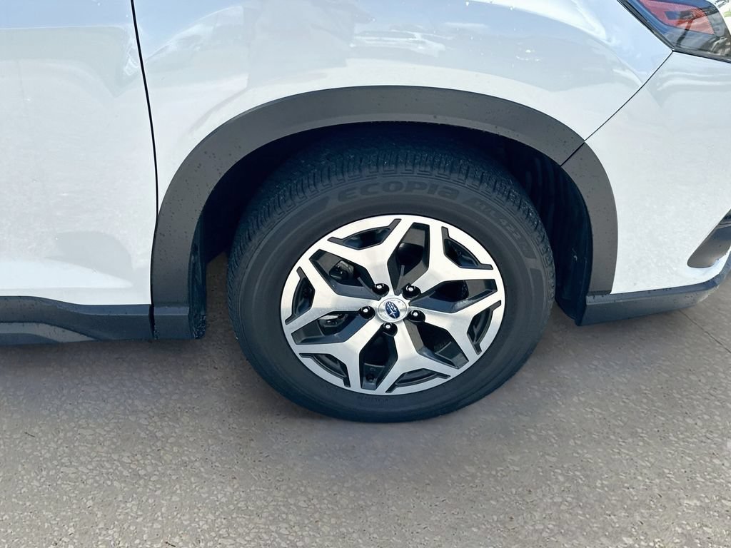 Certified 2024 Subaru Forester Premium AWD/4WD image 26
