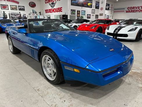 Used 1990 Chevrolet Corvette Convertible RWD image 5