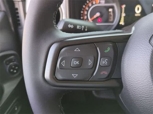 New 2025 Jeep Gladiator Sport image 23