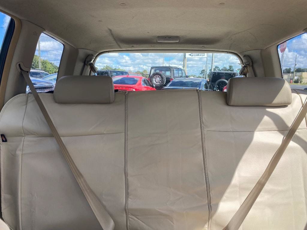 Used 2005 Toyota Highlander Limited w/ Leather Trim Pkg AWD/4WD image 34