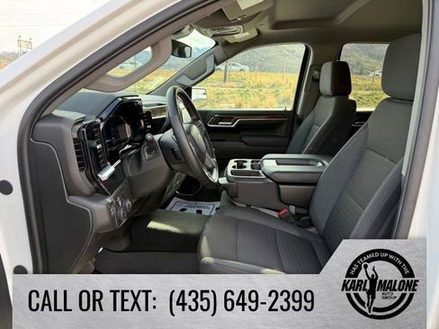 Used 2025 Chevrolet Silverado 1500 LT w/ Protection Package AWD/4WD image 17
