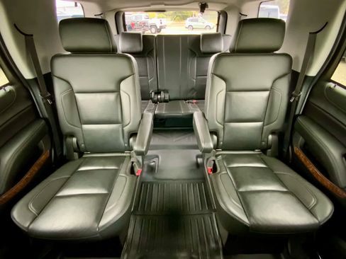 Used 2020 Chevrolet Tahoe Premier w/ 6.2L Performance Package image 63