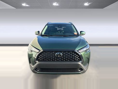 Used 2022 Toyota Corolla Cross LE w/ Moonroof Package FWD image 6