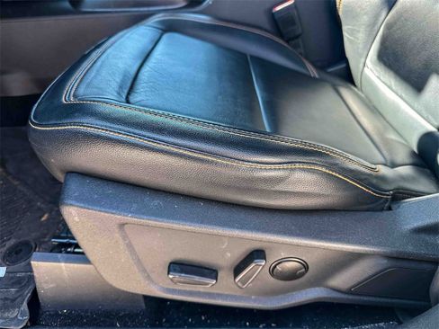 Used 2021 Ford Bronco Badlands image 7