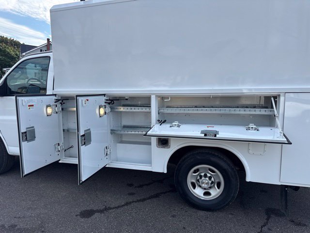 Used 2023 Chevrolet Express 3500 w/ Power Convenience Package RWD image 35