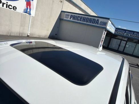 Used 2022 Honda CR-V EX-L image 9