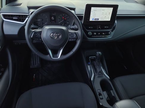 Used 2024 Toyota Corolla SE FWD image 12