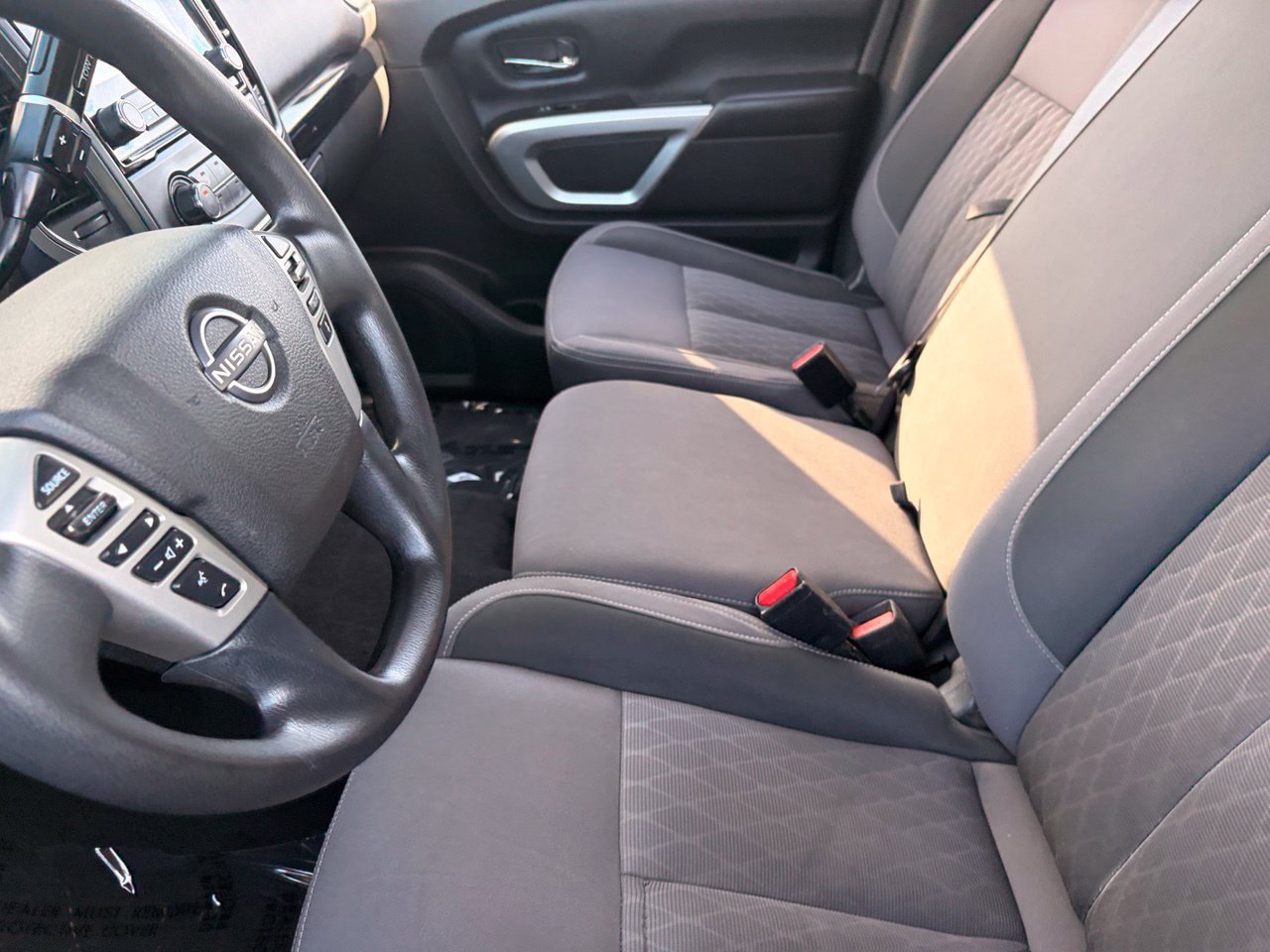 Certified 2023 Nissan Titan SV AWD/4WD image 19