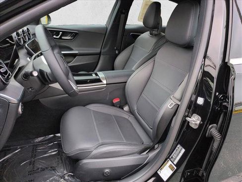 Used 2025 Mercedes-Benz C 300 Sedan image 16
