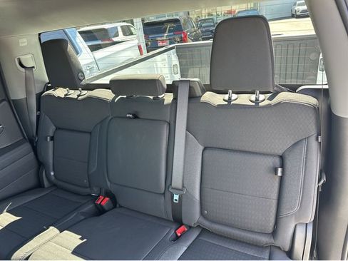 New 2026 GMC Sierra 1500 Elevation image 17