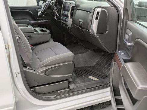 Used 2017 GMC Sierra 2500 SLE w/ HD SLE Preferred Plus Package image 18