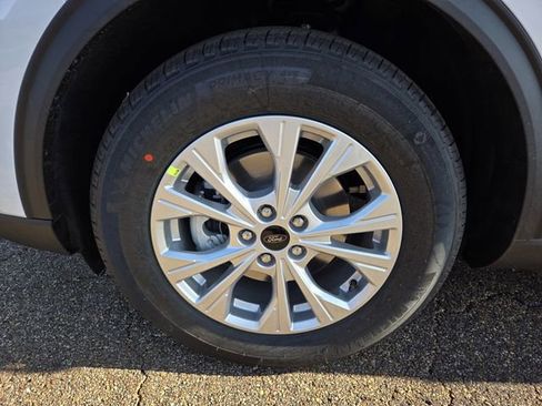 New 2026 Ford Escape Active image 19